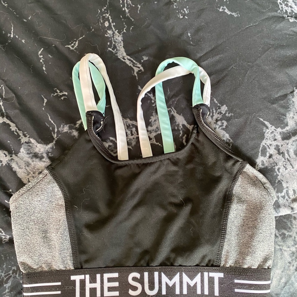 2018 Summit Sports Bra